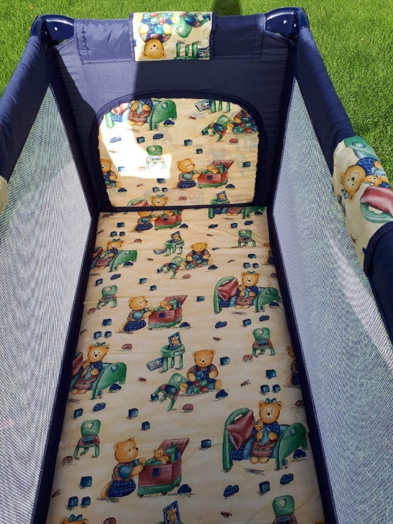 kiddio travel cot